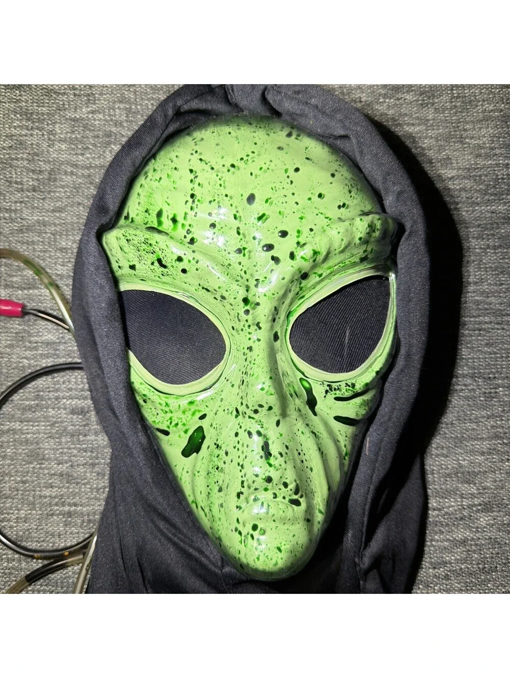 Vintage 1990s Fun World Bleeding Green Alien Mask Area 51 Sci-Fi